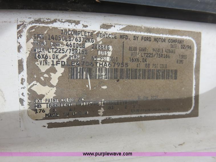 image for item K7206 1996 Ford Econoline E450 box truck