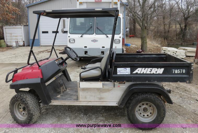 image for item K7216 2007 Club Car utility vehicle