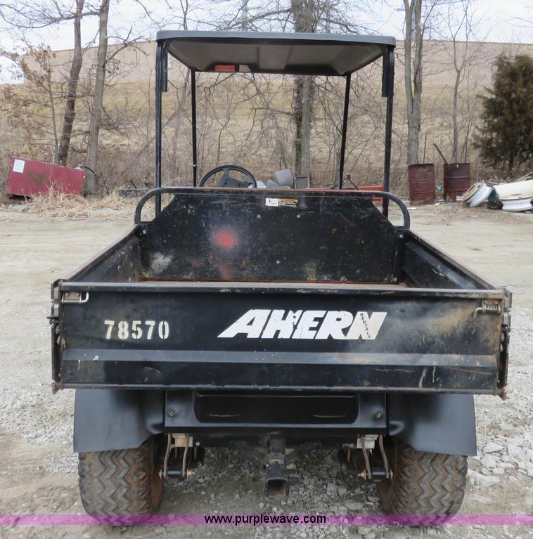 image for item K7216 2007 Club Car utility vehicle