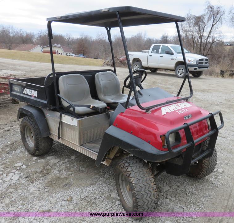 image for item K7216 2007 Club Car utility vehicle