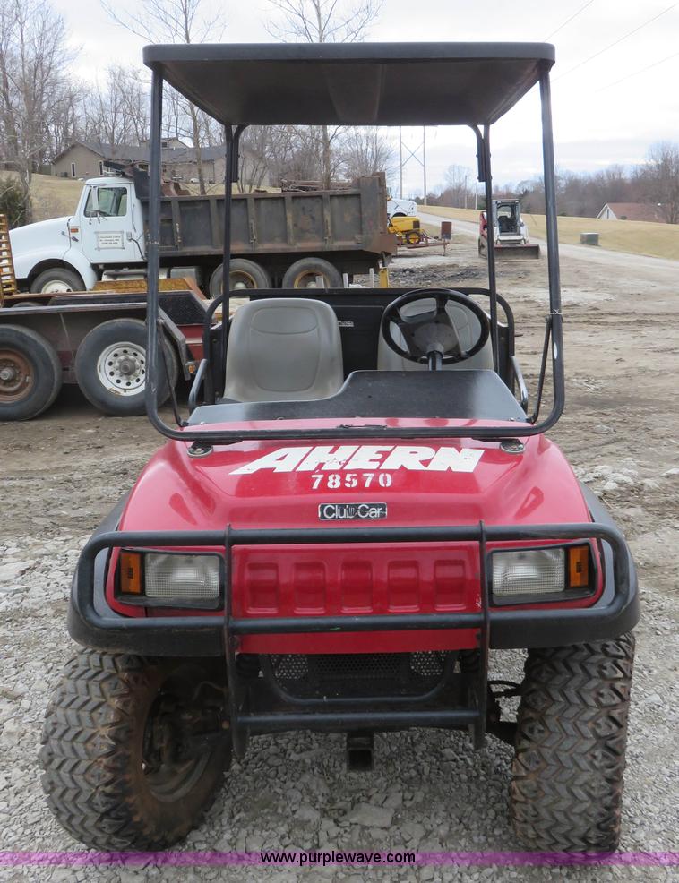 image for item K7216 2007 Club Car utility vehicle