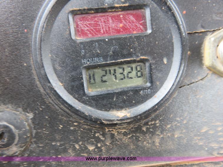 image for item K7216 2007 Club Car utility vehicle