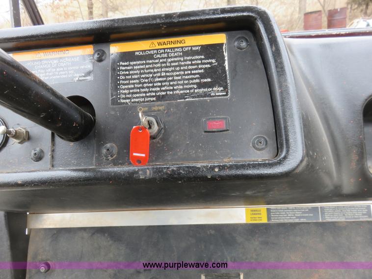 image for item K7216 2007 Club Car utility vehicle