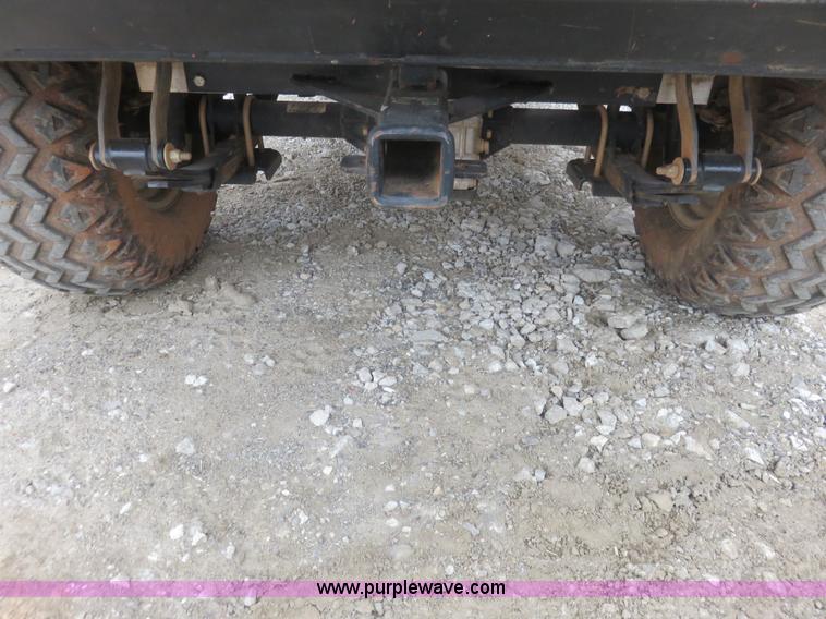 image for item K7216 2007 Club Car utility vehicle