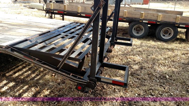 image for item L6563 2008 Kaufman gooseneck trailer