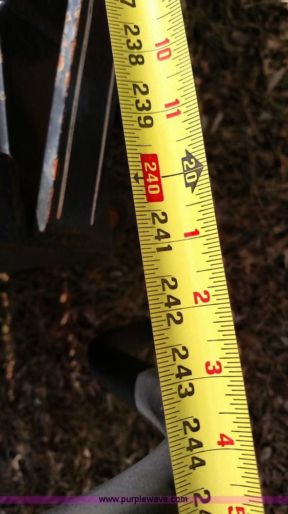 image for item L6563 2008 Kaufman gooseneck trailer