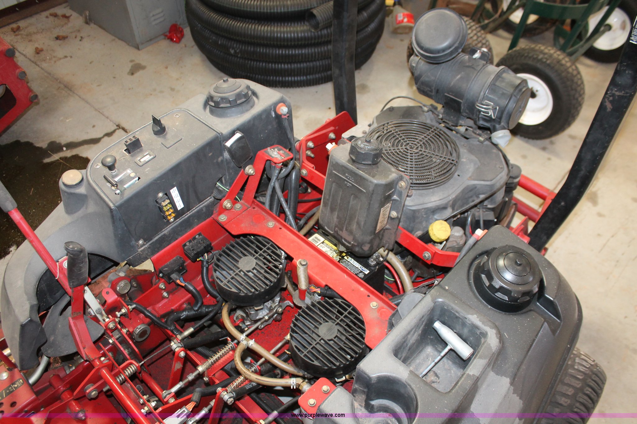 Ferris IS1500Z ZTR commercial lawn mower in Yukon, OK Item AK9607