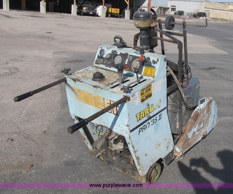 image for item AC9323 Target Pro 35II self-propelled concrete saw