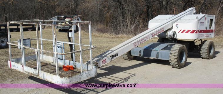 image for item AV9904 Terex TB44 boom lift