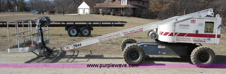 image for item AV9904 Terex TB44 boom lift