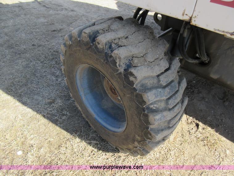 image for item AV9904 Terex TB44 boom lift