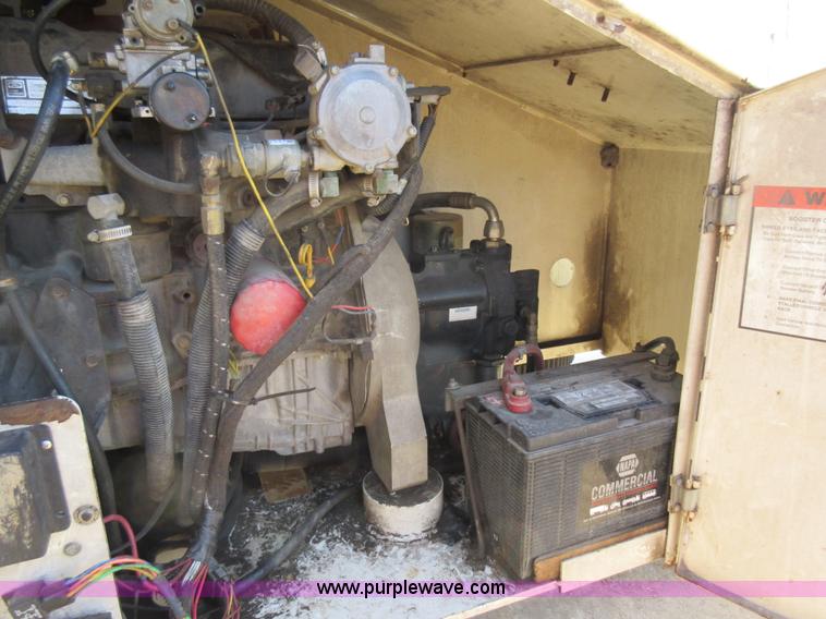 image for item AV9904 Terex TB44 boom lift