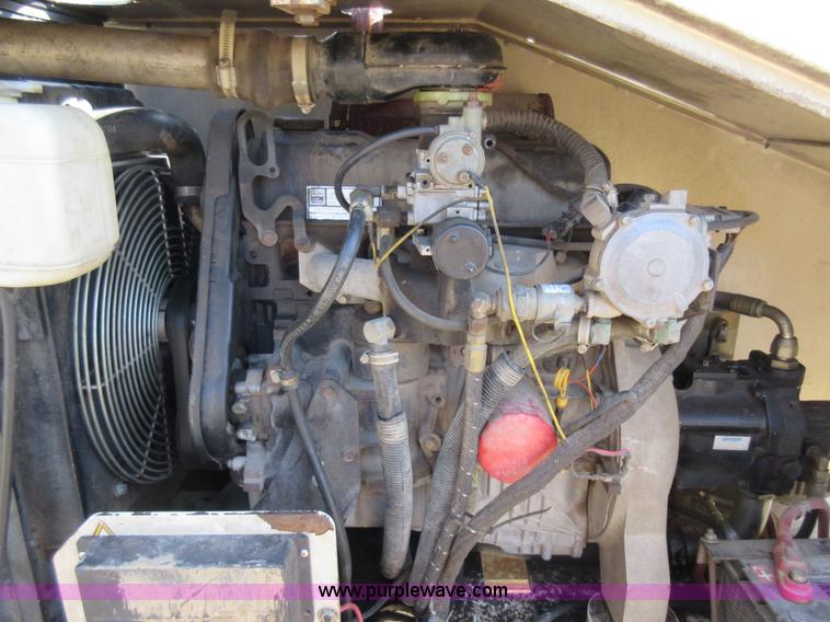 image for item AV9904 Terex TB44 boom lift