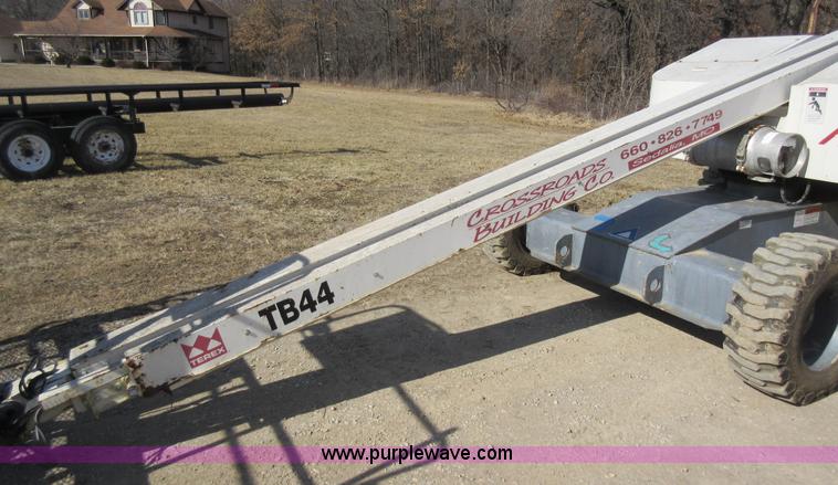 image for item AV9904 Terex TB44 boom lift