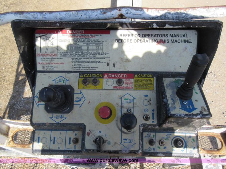 image for item AV9904 Terex TB44 boom lift