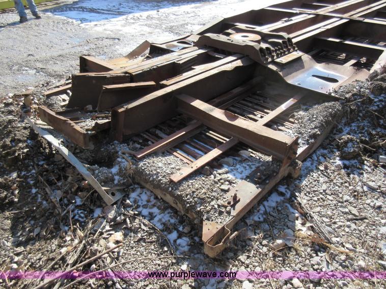 image for item AV9969 60' rail car frame