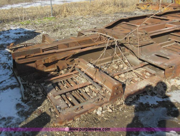 image for item AV9969 60' rail car frame