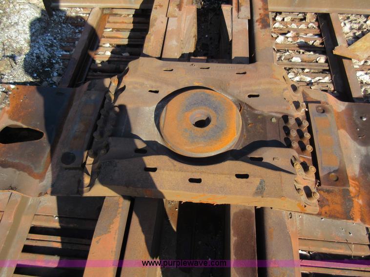 image for item AV9969 60' rail car frame