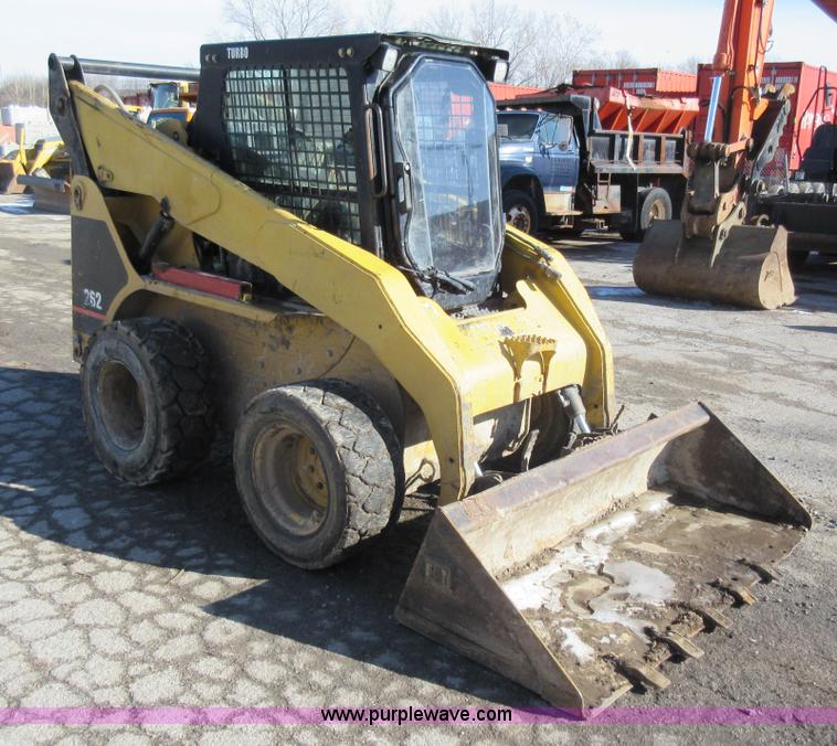 image for item AV9973 2003 Caterpillar 262 skid steer