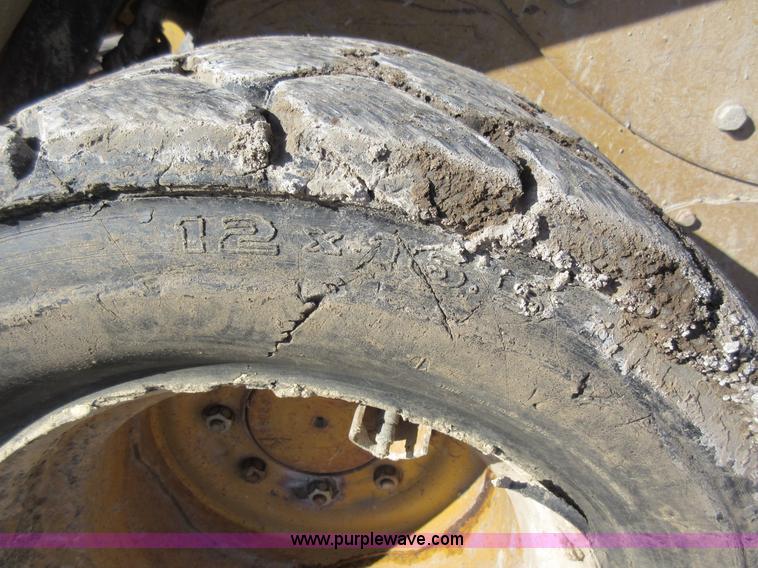 image for item AV9973 2003 Caterpillar 262 skid steer