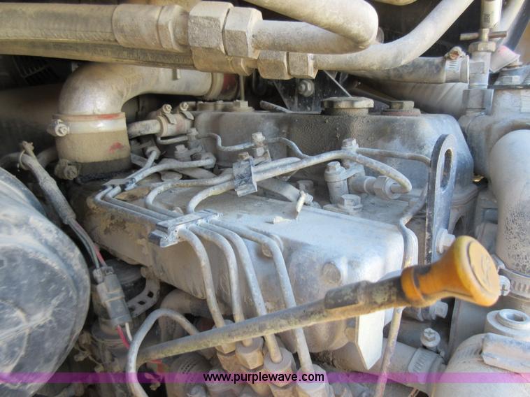 image for item AV9973 2003 Caterpillar 262 skid steer