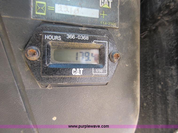image for item AV9973 2003 Caterpillar 262 skid steer