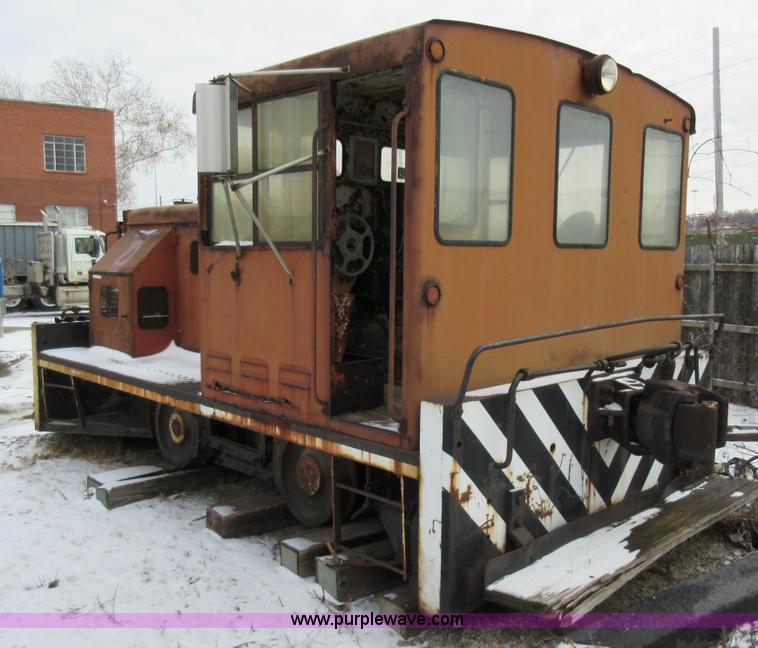 image for item AV9976 Plymouth train