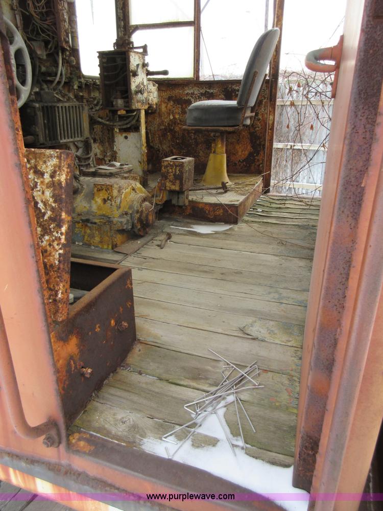 image for item AV9976 Plymouth train