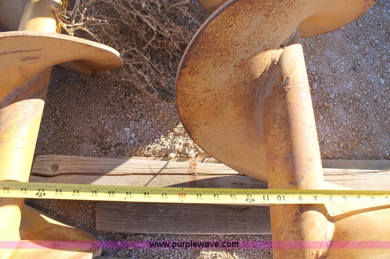 image for item AW9448 Ditch Witch 210 earth auger