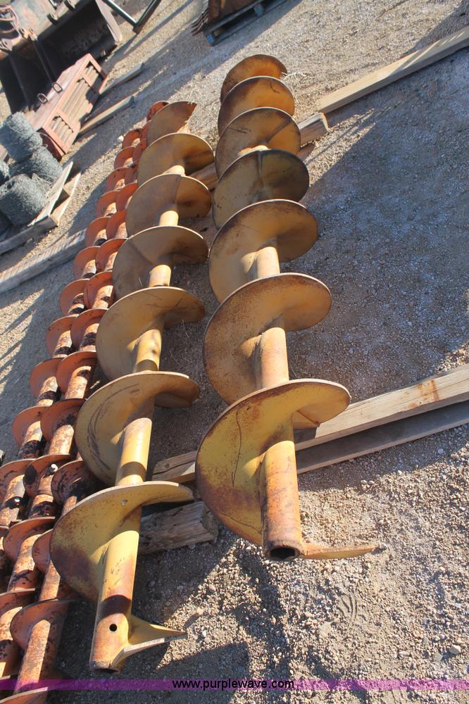 image for item AW9448 Ditch Witch 210 earth auger