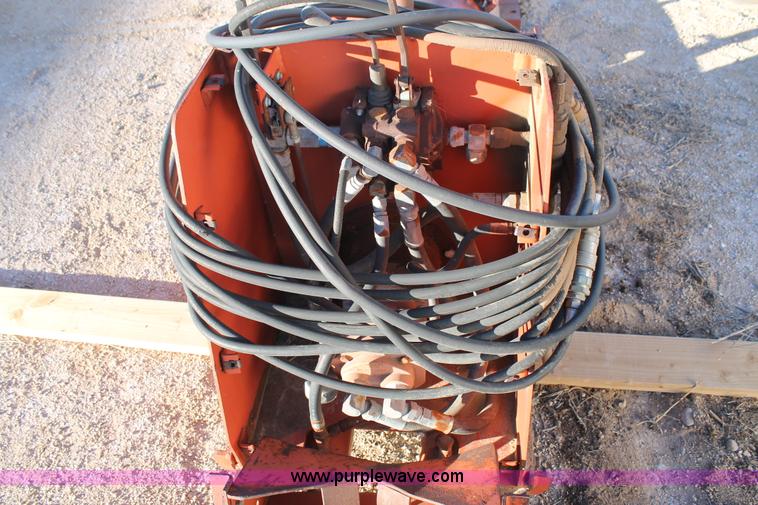 image for item AW9448 Ditch Witch 210 earth auger