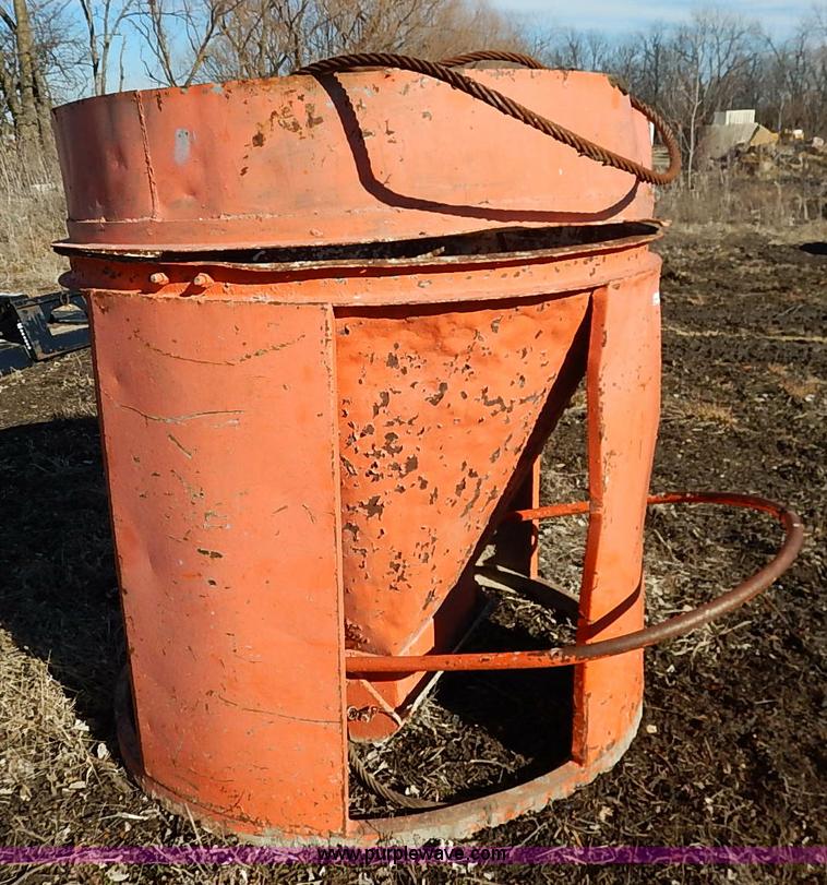 image for item BC9751 Portable concrete hopper