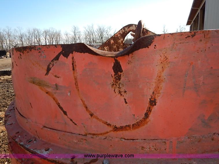 image for item BC9751 Portable concrete hopper