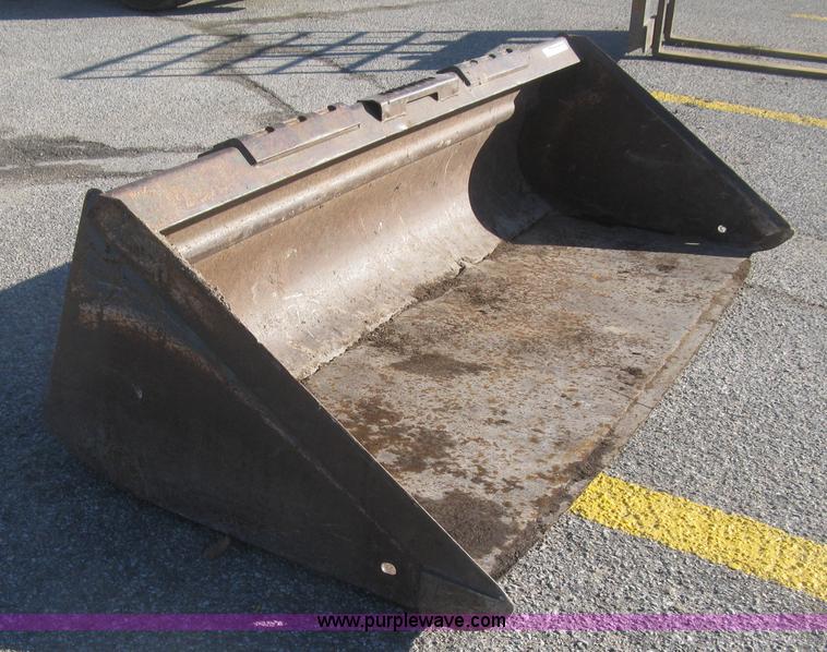 image for item BD9509 Low profile skid steer bucket