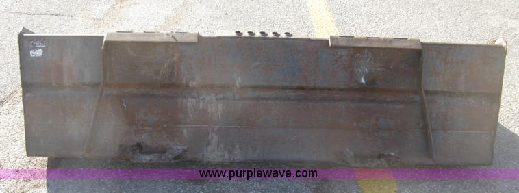 image for item BD9509 Low profile skid steer bucket