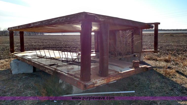 image for item BR9477 Steel trench box