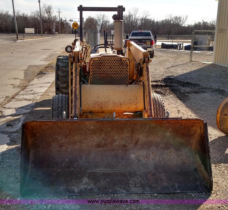 image for item BR9481 Ford 445 tractor