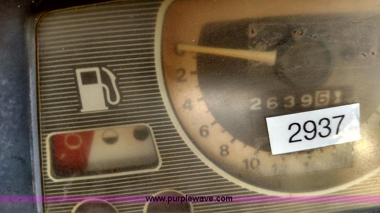 image for item BR9481 Ford 445 tractor