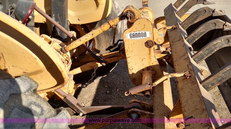 image for item BR9481 Ford 445 tractor