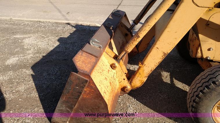 image for item BR9481 Ford 445 tractor