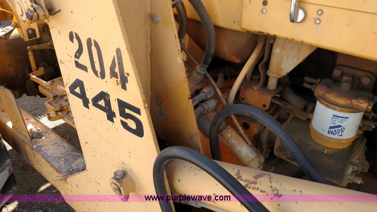 image for item BR9481 Ford 445 tractor