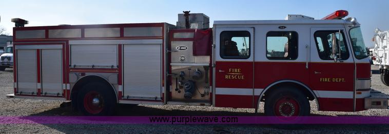 image for item E6152 1991 Federal Motors Emergency One fire truck