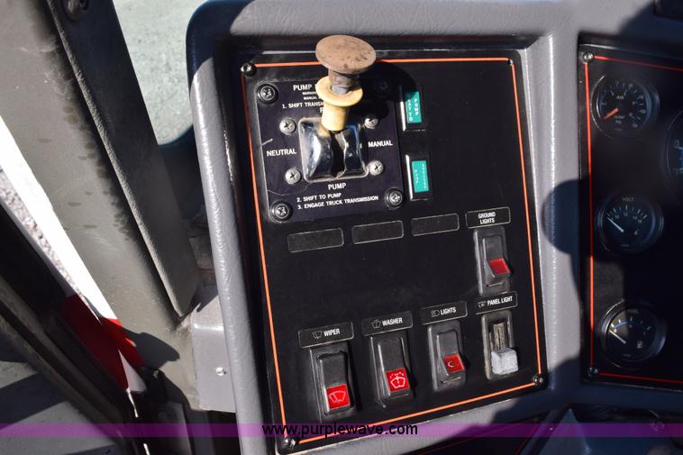 image for item E6152 1991 Federal Motors Emergency One fire truck