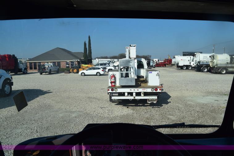 image for item E6152 1991 Federal Motors Emergency One fire truck