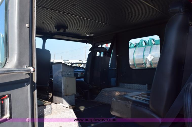 image for item E6152 1991 Federal Motors Emergency One fire truck