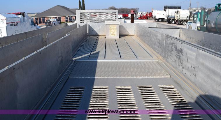 image for item E6152 1991 Federal Motors Emergency One fire truck