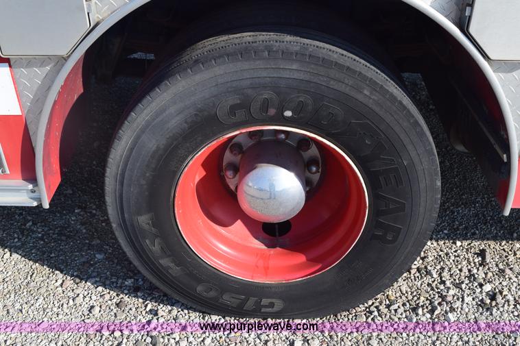 image for item E6152 1991 Federal Motors Emergency One fire truck