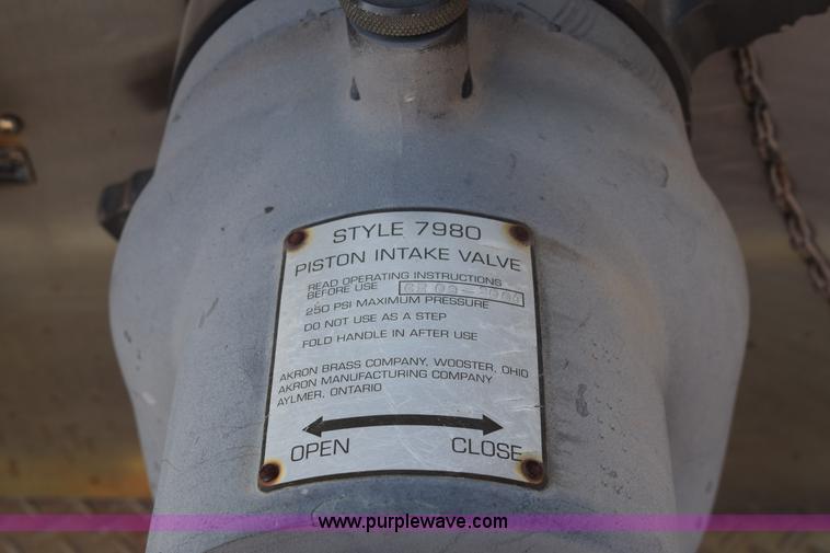 image for item E6152 1991 Federal Motors Emergency One fire truck