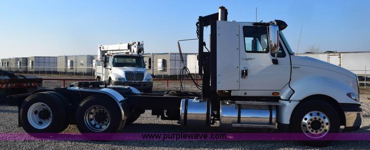 image for item E6153 2012 International ProStar winch truck