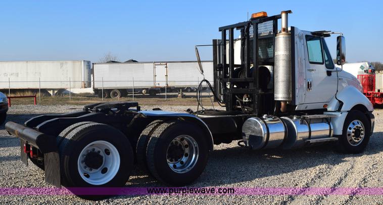 image for item E6153 2012 International ProStar winch truck